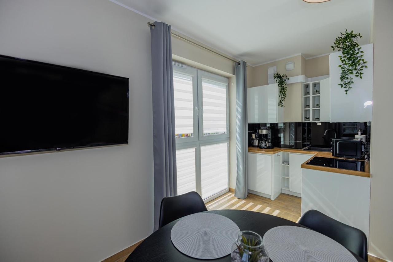 Apartamenty Sun Seasons 24 - Na Wiejskiej ウストロニエ・モルスキエ エクステリア 写真